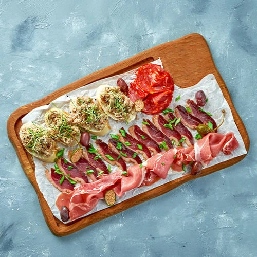 Тренды индустрии общепита 2026: мясные и сырные нарезки