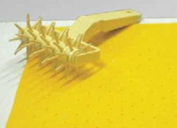 Ролик для теста  6 см. (перфоратор) пластик /1/