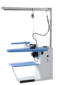 Гладильный стол консольный Battistella Nettuno E